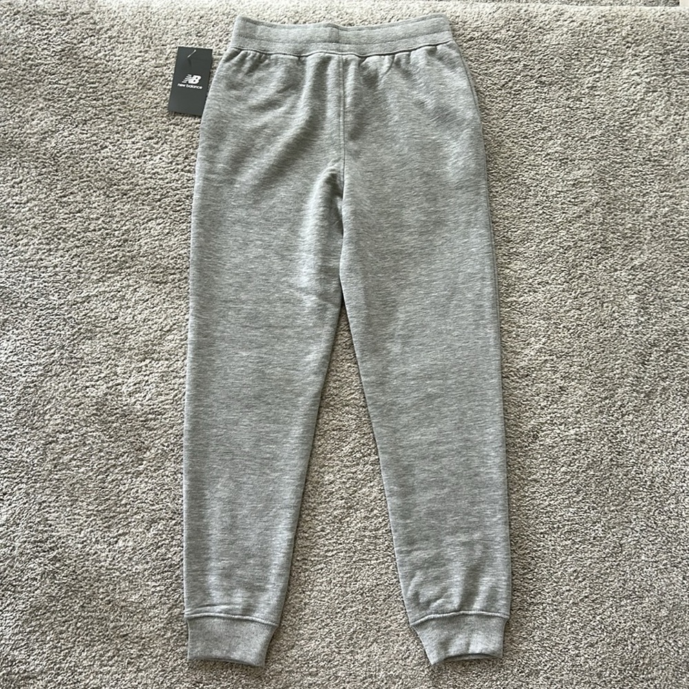 Girls New Balance Light Gray Jogger/Sweatpants - Picture 6 of 6
